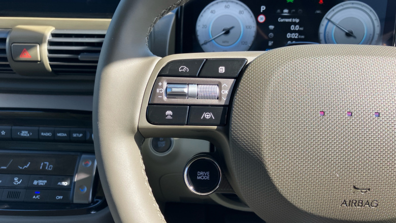 Hyundai INSTER 85kW 02 49kWh 5dr Auto Electric Hatchback